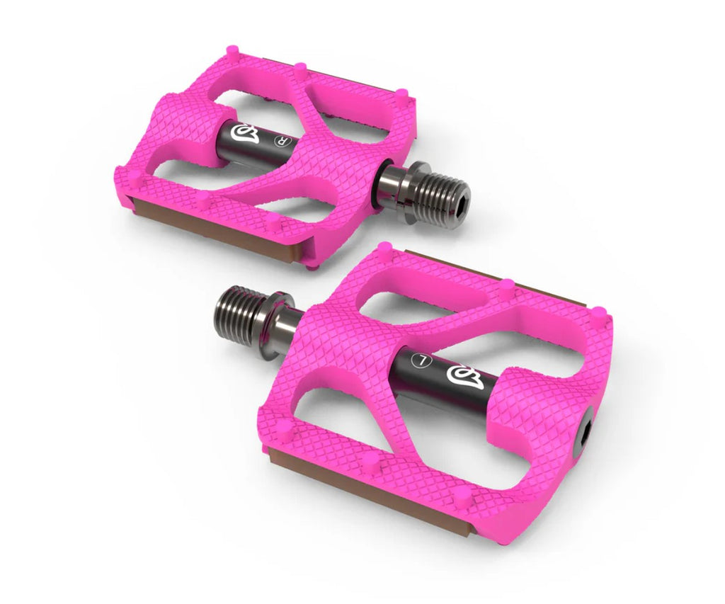 Early Rider Pedalen zu 14 und 16 Zoll Belter und Seeker - pink
